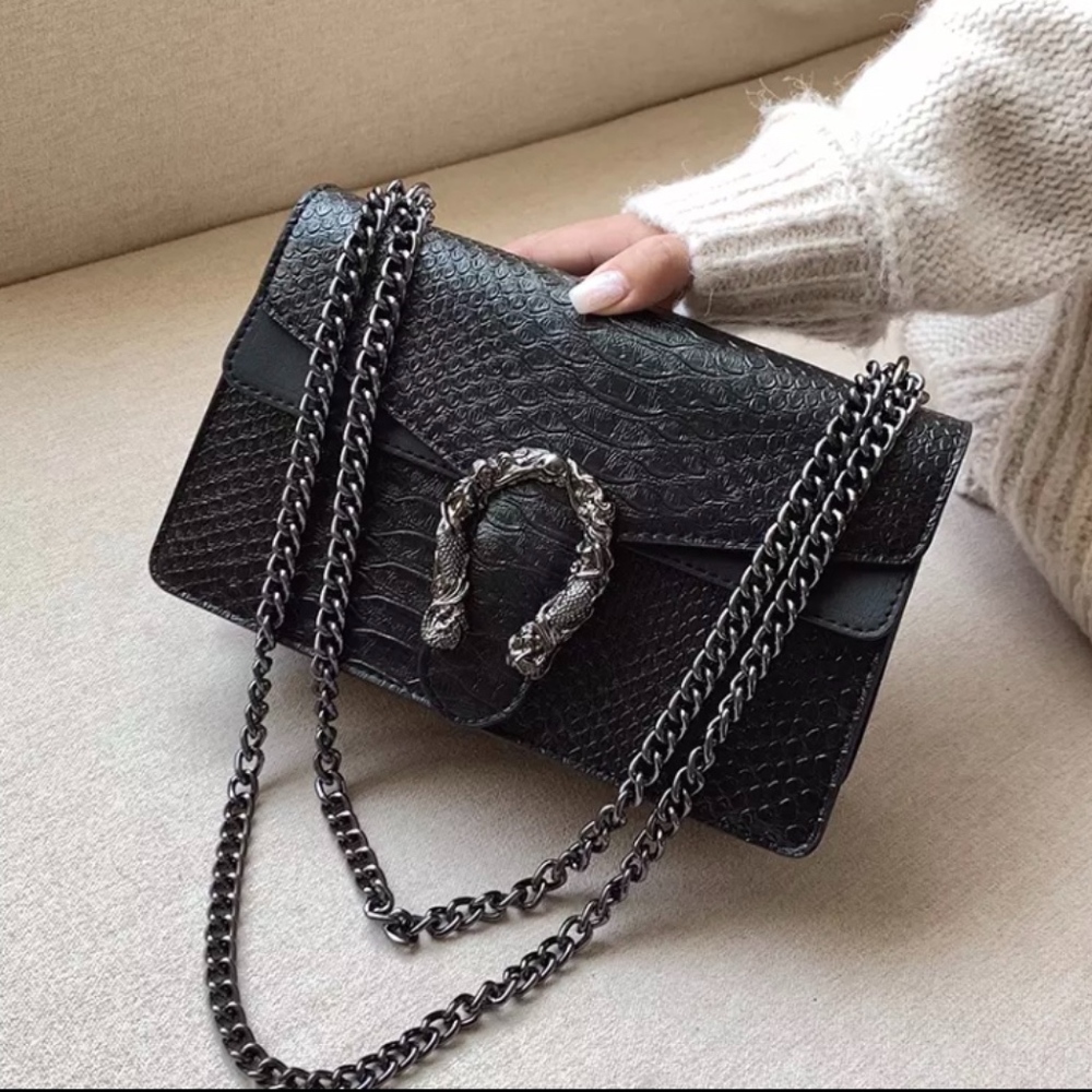 Gucci Purse- Look Alike